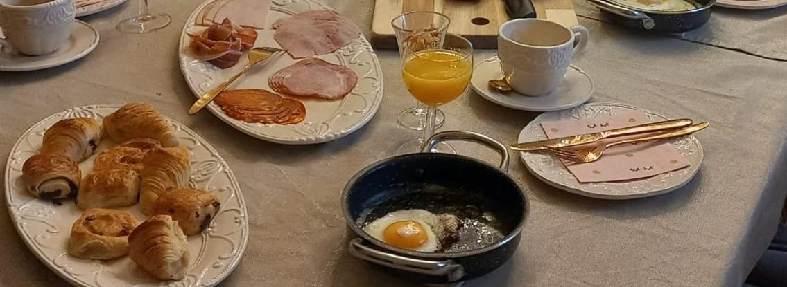Les Trois L Bed & Breakfast Gindou Exterior foto